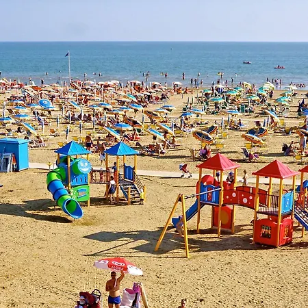 Daire Sand, Sun, And Enjoy Your Escape